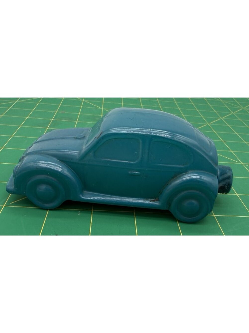 Vintage Avon "Oland" After Shave Volkswagen Beetle Decanter READ